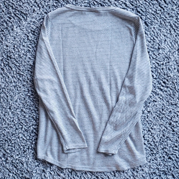 Striped Longsleeve - Picture 5 of 5